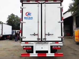 Camion refroidisseur DongFeng de 4.2 m Véhicule de transport de la chaîne du froid Véhicule de transport réfrigéré pour aliments - Product Image 6