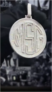 Collier personnalisé avec nom en plaque ronde en Moissanite VVS D, design personnalisé, style Hip Hop Iced Out, en Argent Sterling 925, Fabrication de bijoux - Product Image 6