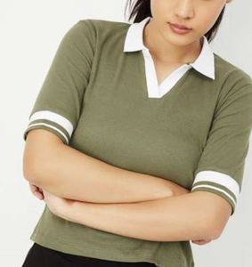 Camiseta Polo Sostenible para Mujer, Algodón Orgánico, Material de Poliéster Reciclado Ecológico, Diseño Minimalista, Prenda Básica - Product Image 6