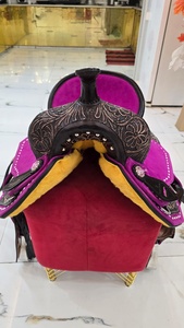 Hermosa Silla de Montar Occidental de Cuero de Caballo Rosa Intenso para Carreras de Barriles, Silla de Montar Portátil, Silla de Montar de Diseño Personalizado - Product Image 5