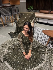 FULPARI - Salwar Kameez de Diseño con Estampado de Lámina, Estilo Anarkali, Georgette Sintética Pesada, Ropa Étnica India, Ropa Casual Diaria para Mujer, Ropa de Fiesta - Product Image 4