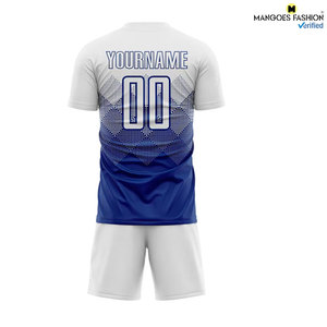 Uniforme Deportivo Personalizable de Fútbol Blanco Real, Transpirable, con Costuras Duraderas y Corte Atlético - Product Image 5