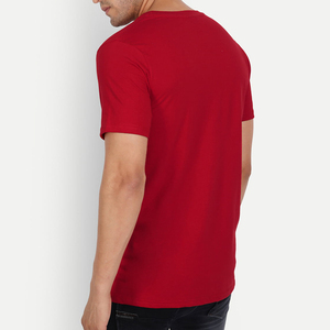 T-shirt rouge à manches courtes pour homme avec impression en relief vert fluo « Stay WEIRD », col rond, jersey décontracté en coton, coupe classique - Product Image 2