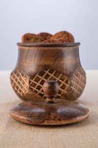 Tarro de almacenamiento de madera de primera calidad con tapa hermética para almacenamiento higiénico de alimentos secos en el hogar. - Product Image 6