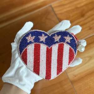 Bolsa de Aseo de Lujo Hecha a Mano en India, Bolsa Casual Multicolor con Cuentas de Vidrio, Asa de Bolsa Tipo Baguette, Duradera, Hecha a Mano por Artesanos Locales - Product Image 2