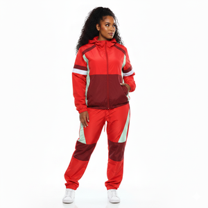 Conjunto de dos piezas para mujer: Sudadera con capucha OEM personalizada, top corto de chándal con media cremallera, chaqueta cortavientos y pantalones para gimnasio. - Product Image 1