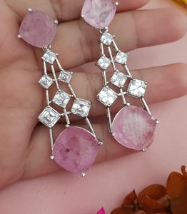 Encantadores Pendientes de Plata de Primera Calidad con Moissanita, Estilo Lágrima, para Mujer, Ideales para Fiestas y Eventos Nocturnos, con un Brillo Deslumbrante - Product Image 5