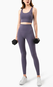 Ensemble de yoga 2 pièces pour femme, personnalisé, écologique, comprenant un soutien-gorge de sport court à une épaule et un legging sans manches - Product Image 3
