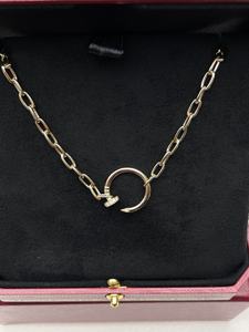 Collares Colgantes Personalizables de Lujo con Moissanita Plateada en Forma de Luna, Estilo Uña, para Regalos de San Valentín y Fiestas - Product Image 3