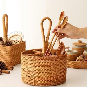 Rattan Organizer Home Kitchen Storage Handmade Tabletop Organizer Eco-friendly Storage Tray Vietnam Factory - Product Image 5
