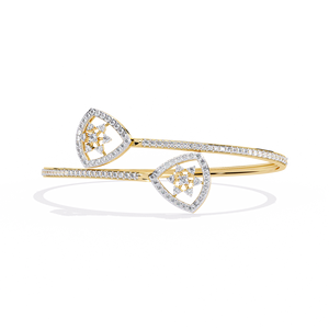 Bracelet ouvert signature serti de diamants avec accents en forme de poire, pavé brillant, bijou de luxe pour un style élégant et affirmé. - Product Image 4