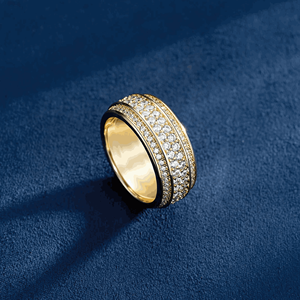 Anillo de Eternidad de Lujo en Oro Amarillo con Moissanita, Engaste Pavé, Corte Brillante Redondo, Joyería de Boda Unisex - Product Image 1