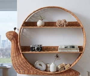 Étagère murale en rotin naturel faite à la main en forme d'escargot avec 3 niveaux pour la chambre d'enfant, la crèche et la décoration de la maison - Product Image 5