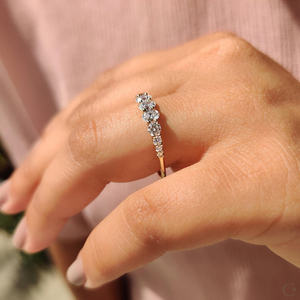 Anillo de Eternidad Ovalado de Plata 925 de Alta Calidad con Diamantes Moissanite, Ajustable, para Mujer, Joyería de Compromiso y Boda - Product Image 3