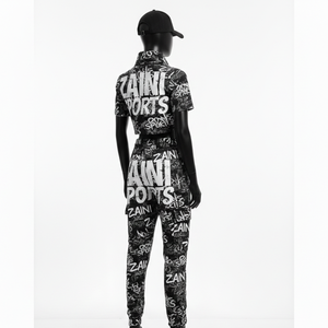 Conjunto de Top Corto y Pantalones Deportivos de Algodón, Poliéster y Spandex Premium, con Estampado Gráfico Urbano en Blanco y Negro, Sublimado, para Mujer - Product Image 1