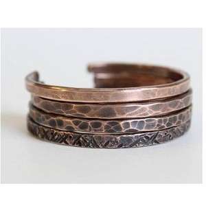 Brazalete Abierto Ajustable de Estilo Boho Étnico, Joyería de Cobre Sólido Hecha a Mano de Primera Calidad, Elegante, RR ENTERPRISES India - Product Image 5