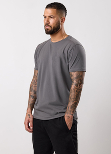 T-shirt en coton de haute qualité pour homme, personnalisé, impression DTG premium, motif uni, impression de logo - Product Image 3