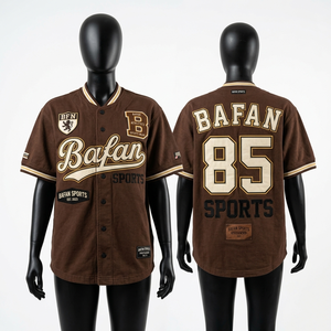 Camiseta de béisbol para mujer, estilo oversize, streetwear, negra y blanca, estilo varsity, con botones, deportiva, a la moda. - Product Image 3