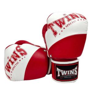 Gants de boxe sur mesure de haute qualité pour jumeaux, avec fermeture auto-agrippante, pour Muay Thai, Sanda, entraînement professionnel léger et sparring. - Product Image 2