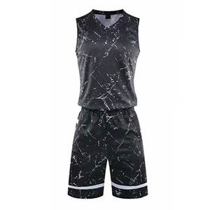 Uniformes de Baloncesto Personalizados de Alta Calidad 100% Poliéster, Último Diseño, Uniformes de Baloncesto para Adultos - Product Image 1