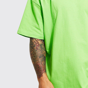 เสื้อยืดคอตตอนโอเวอร์ไซส์คุณภาพสูงสำหรับผู้ชาย ดีไซน์แขนสั้นสองชั้นแบบสั่งทำพิเศษ ผ้าฝ้าย 100% พิมพ์ลายซิลค์สกรีนสองชั้นด้านหน้า - Product Image 3