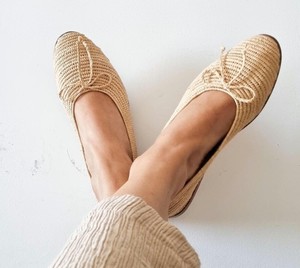 Mocasines de Rafia Hechos a Mano: Bailarinas Marroquíes para Mujer - Product Image 1