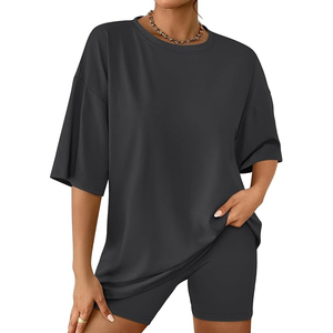 Conjunto de Dos Piezas de Ropa Casual para Mujer, Camiseta Holgada de Cuello Redondo y Pantalones Cortos de Ciclismo - Product Image 1