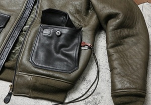 Veste en cuir véritable pour homme, en cuir de vachette pleine fleur brossé, style vintage années 1930, avec fausse fourrure à l'intérieur, veste en cuir d'hiver pour homme - Product Image 4