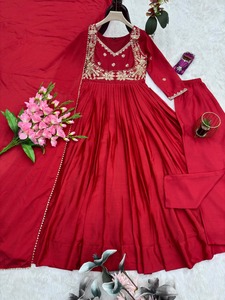 Vestido Listo para Usar, Completamente Cosido, de Seda Chinon con Bordado, Cordoncillo y Lentejuelas, con Espejo Real, Vestido y Pantalón con Dupatta - Product Image 1