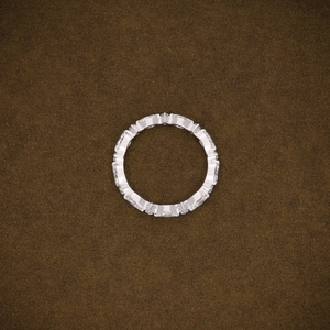 Bague Éternité Classique en Or Massif 18K avec Diamants Marquise et Ronds de Laboratoire, Bague Empilable - Product Image 5