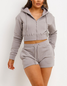 Ensemble de survêtement court et sexy pour femme, anti-rides, haut de gamme, fabriqué sur mesure par OEM, en mélange léger de polyester/coton, style sportif - Product Image 5