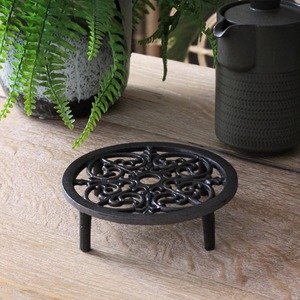 Premium Finish Metal Trivet Heat Resistant Durable Iron Hot Pad Holder Kitchen Table Protector for Serving and Table Safety - Product Image 6