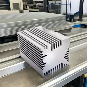 Haute qualité 6000 série en alliage d'aluminium cuivre dissipateur de chaleur personnalisé OED ODM LED porte flexion anodisé carré soudage coupe - Product Image 3