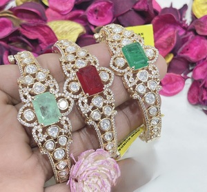 สร้อยข้อมือเซอร์คอนชุบทองพรีเมี่ยมสำหรับงานแต่งงานของผู้หญิงชุดปาร์ตี้ออกแบบอินเทรนด์คอลเลกชันเครื่องประดับ - Product Image 2