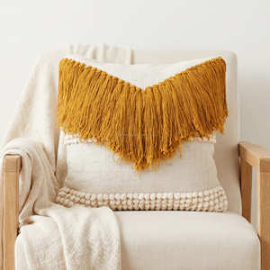 Housse de coussin bohème avec franges superposées, coussin décoratif tissé, accent en coton d'inspiration marocaine pour la décoration de ferme - Product Image 2