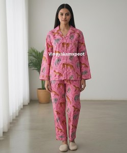 Conjunto de Pijama de Algodón con Estampado Animal Rosa, Tejido, Elegante, Estampado a Mano, Cómodo, de Manga Larga, para Mujer - Product Image 4