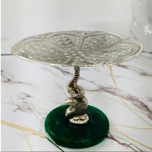 Luxury Round Metal <b>Cake</b> Stand with Elegant White <b>Top</b> & <b>Gold</b> Wire Base - Product Image 1