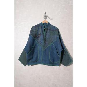 Manteau Kantha vintage pour femmes, veste indienne bohème en coton faite à la main, veste patchwork pour l'hiver - Product Image 2