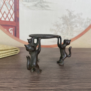 Support de bougie en métal unique, style vintage, avec trois chats portant un plateau, sculpture animale pour décoration de table de Noël, vente en gros - Product Image 2