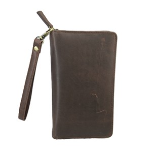 Vintage Crazy Horse Leather Passport Holder Card Sleeves Organizer <b>Purse</b> Men's Wallets Rivet Wrist RFID Blocking Ladies Clutches - Product Image 1