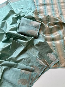 Sari traditionnel en soie Butta Tussar Slub de qualité supérieure, avec bordure intemporelle et tissage de designer, collection Heritage Nakashi Butta. - Product Image 4