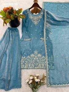 Collection de costumes plazzo et dupatta en soie fantaisie de créateur, entièrement brodés avec des sequins, entièrement cousus, fournisseur de Surat. - Product Image 4