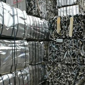 Chatarra de aluminio reciclable disponible en contenedores para exportación a granel - Product Image 6