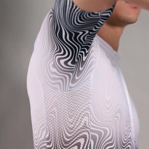 Traje de Material Suave, Diseño Moderno, Ajuste Ajustable, Perfecto para Uso Diario y al Aire Libre - Product Image 4