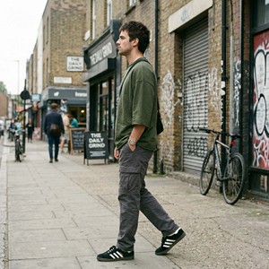Premium urban streetwear blank t-<b>shirt</b> for men featuring a raw hem finish and oversized boxy fit tees - Product Image 4