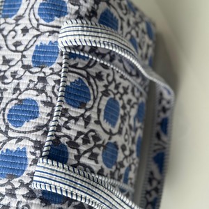 Quilted Blue Pattern Duffel <b>Bag</b> With Zipper Closure Travel Weekender <b>Bag</b> Reusable Beach <b>Overnight</b> Duffel <b>Bags</b> - Product Image 2