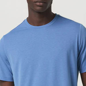 Camiseta elegante para hombre, para compradores al por mayor, ropa informal para exteriores con costuras de alta calidad para la colección de verano, diseño de color sólido. - Product Image 2