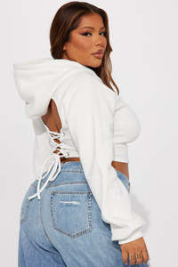 Sudadera con Capucha Corta para Mujer, Ajustada, Estilo Casual Y2K, Proveedor de Moda Urbana de EE. UU. - Product Image 5