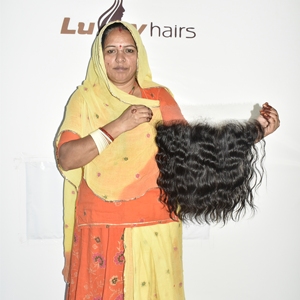 Cheveux humains indiens bruts de couleur naturelle noire de qualité supérieure, tissage vierge ondulé HD frontal, double trame, extension non traitée - Product Image 4