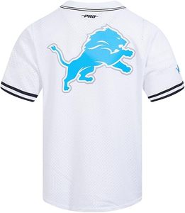 Maillot de baseball blanc des Lions avec logo bleu et bordure noire, en polyester, design durable, collection NFL - Product Image 5